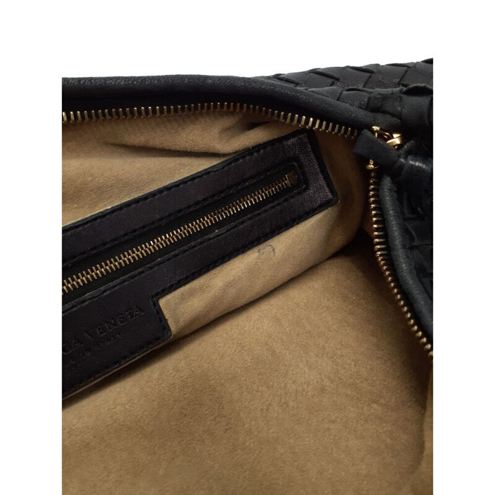 Bottega Veneta Intrecciato Shoulder Bag - Picture 7 of 9